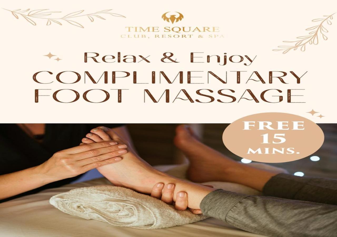 Time Square Resort & Spa Бхудж Экстерьер фото